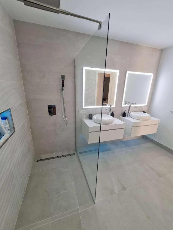Laguna Beach Wohnung Mit Freiem Meerblick Torrox Extérieur photo