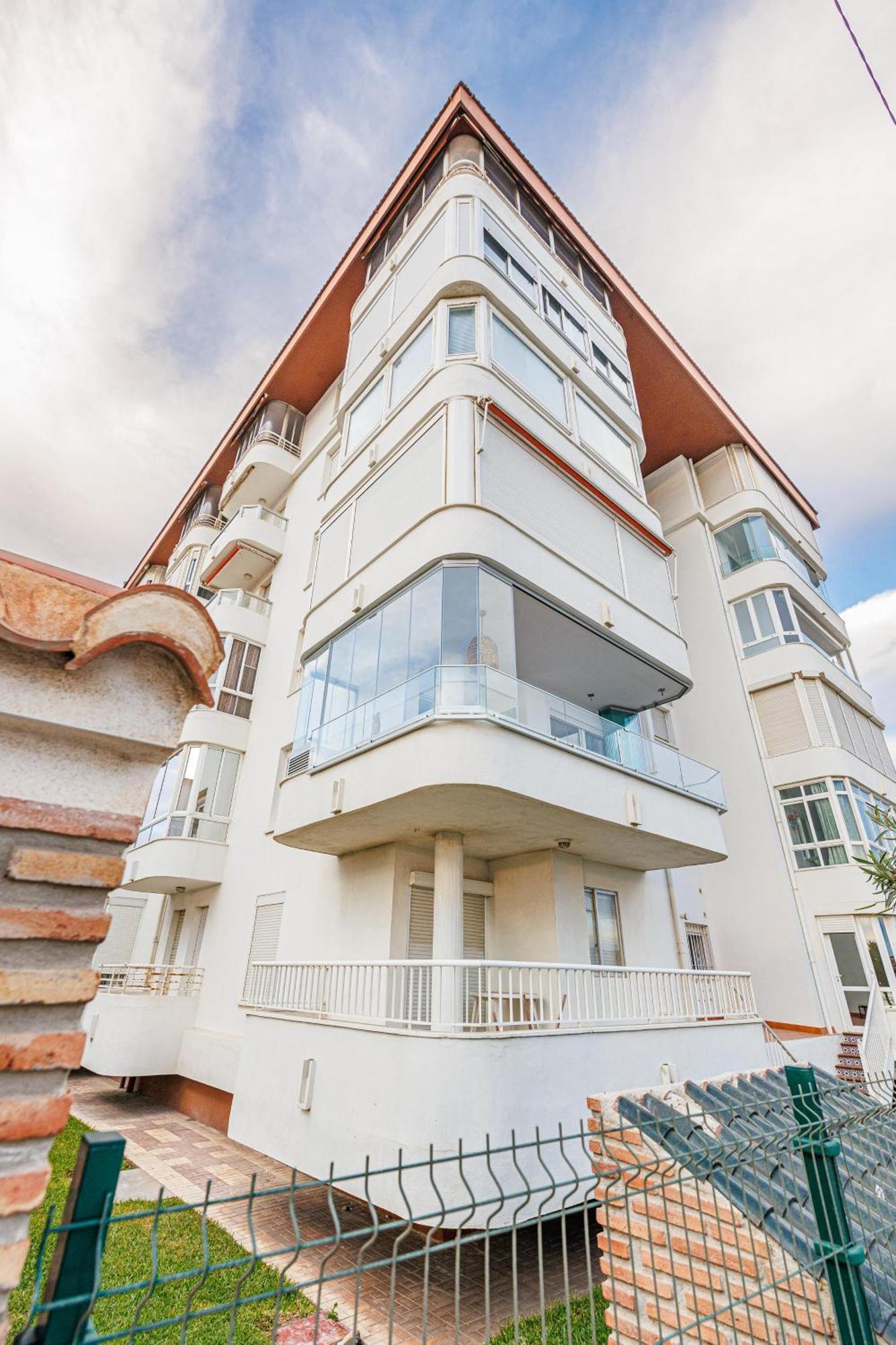 Laguna Beach Wohnung Mit Freiem Meerblick Torrox Extérieur photo